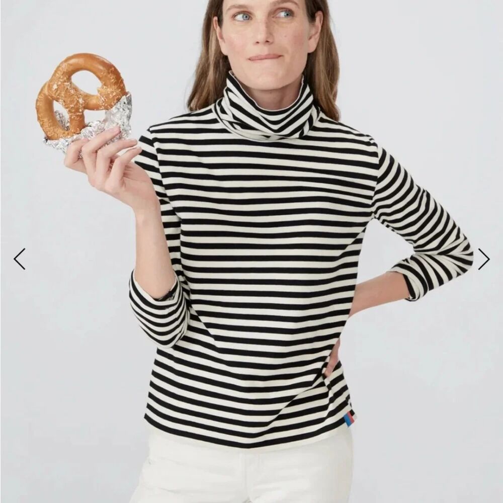 Kule Turtleneck Striped Long Sleeve Top in Merlot, Ivory/Navy, Size S